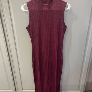 Chic Sleeveless Maroon Midi Dress